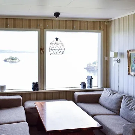 3 Bedroom Stunning In Bjoa * Utbjoa