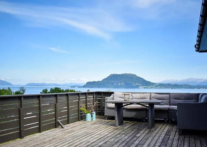 3 Bedroom Stunning In Bjoa