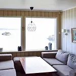 3 Bedroom Stunning In Bjoa * Utbjoa